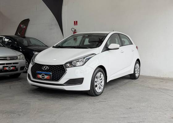 HYUNDAI HB20 1.6 COMFORT PLUS 16V FLEX 4P MANUAL